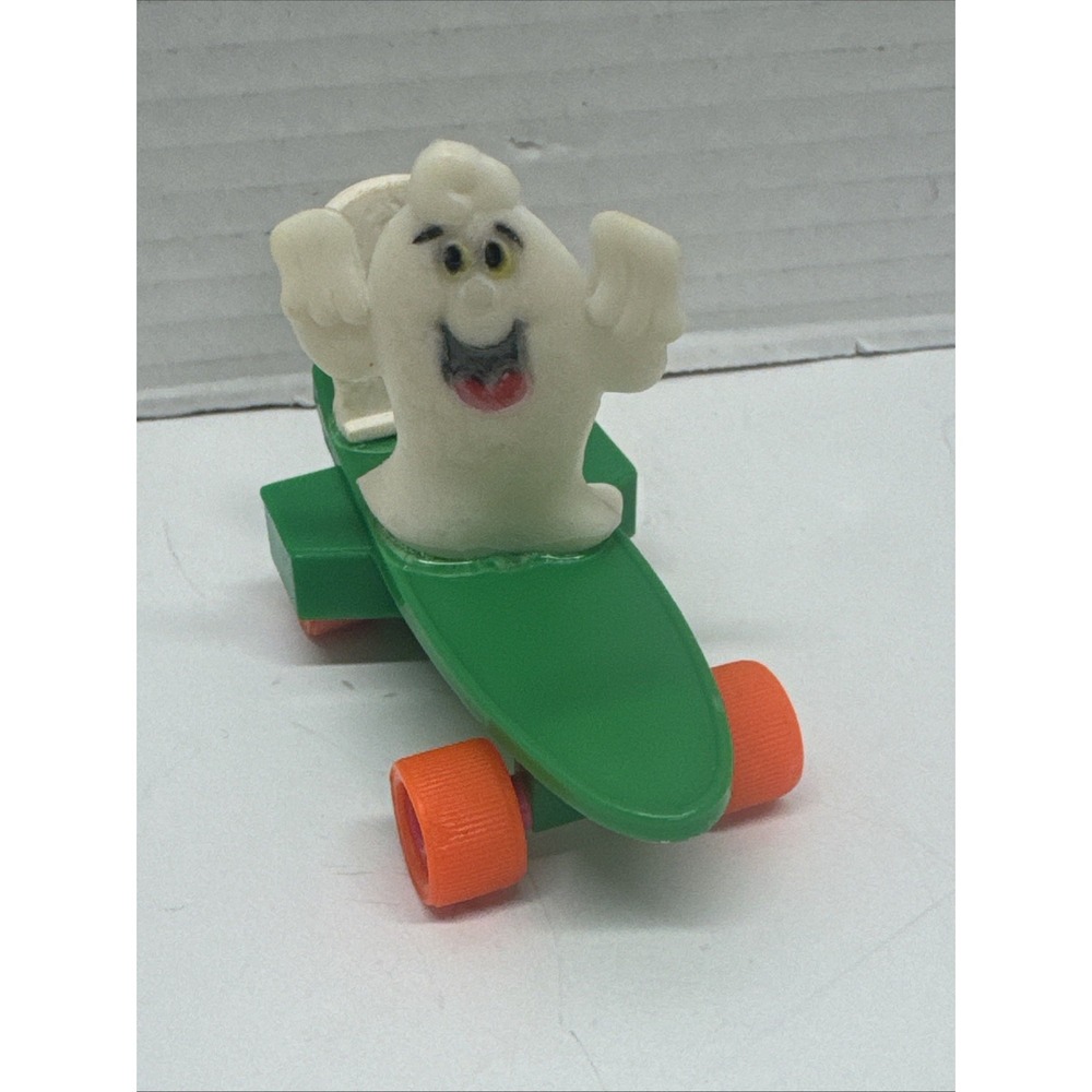 Vintage Halloween Ghost Toy Skateboard pull back & go w Headstone 1991 Spearhead